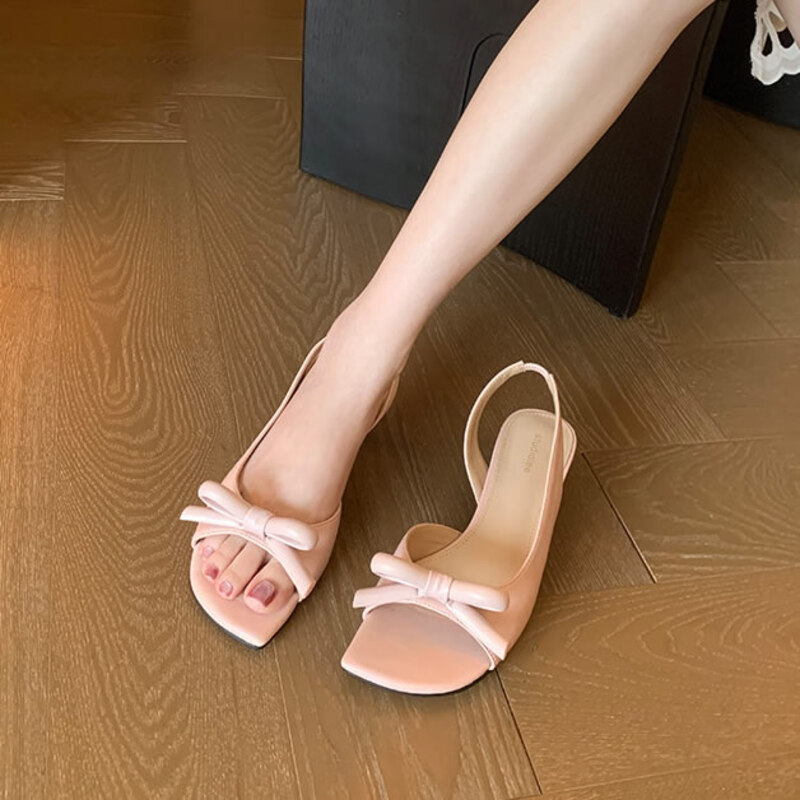 Slip Dress Satin - Eleganckie sandały damskie na niskim obcasie