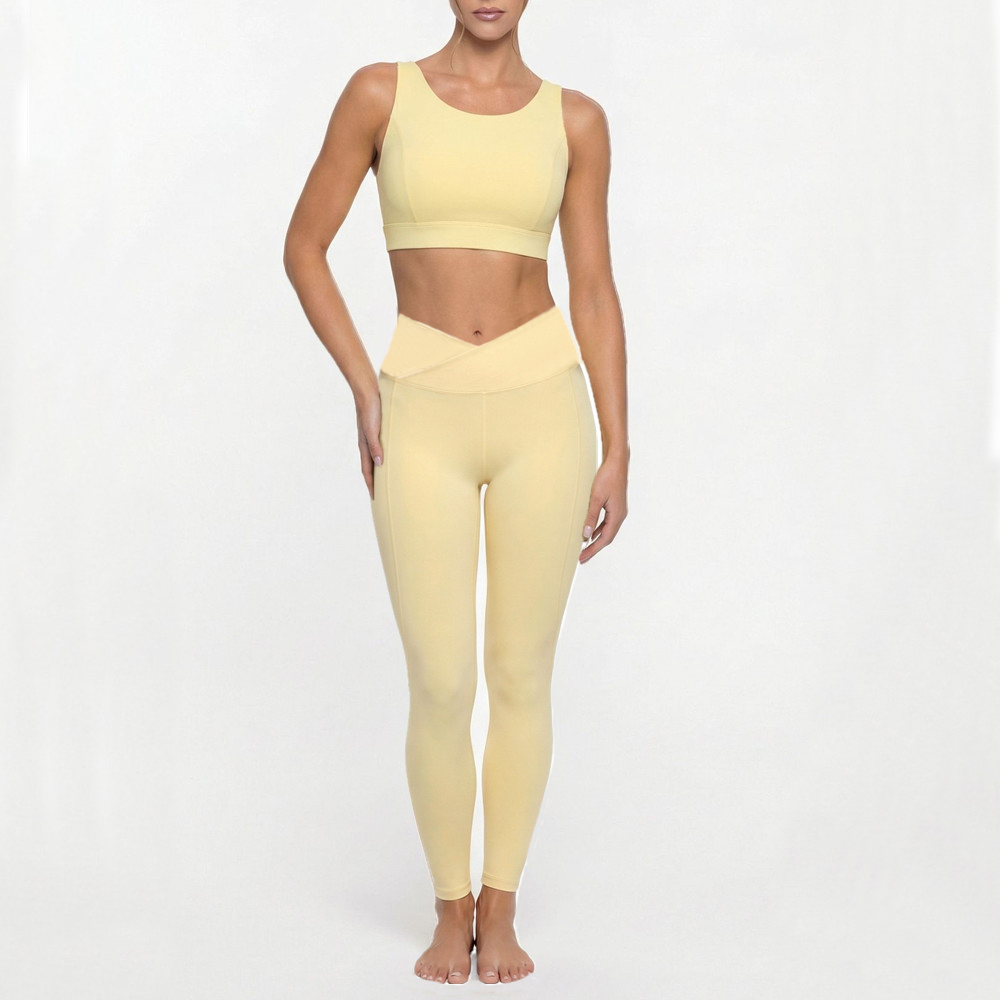 Biustonosz sportowy z wkładkam – Sports Bra High Impact recenzja i cena