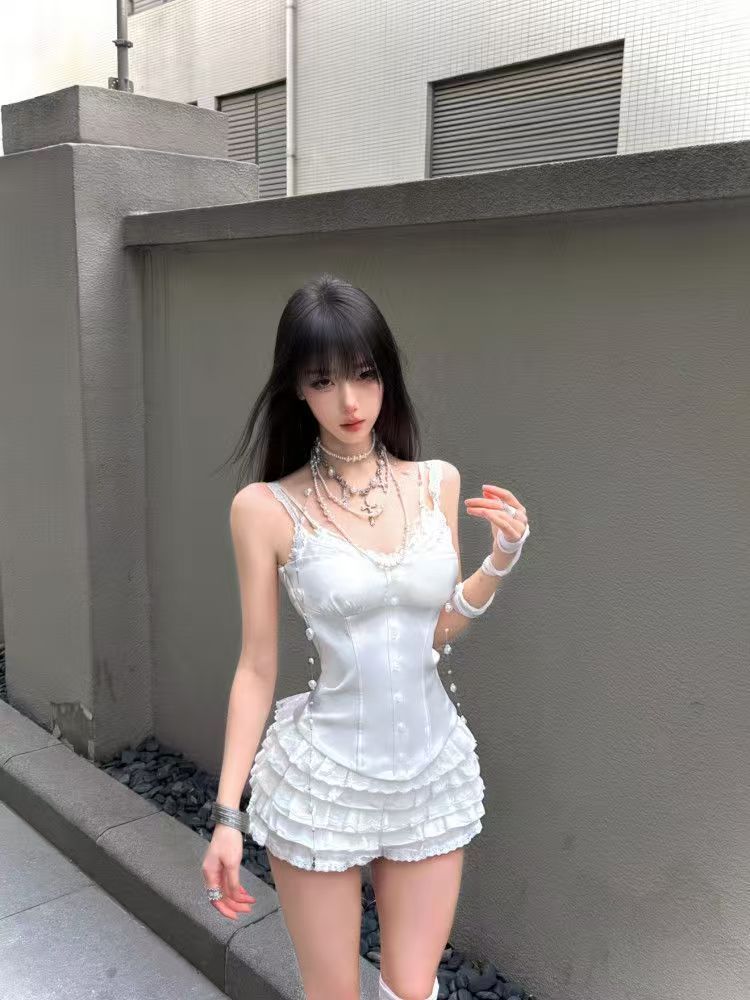 Koronkowy gorset w stylu kokie – Cami Top Lace recenzja i cena