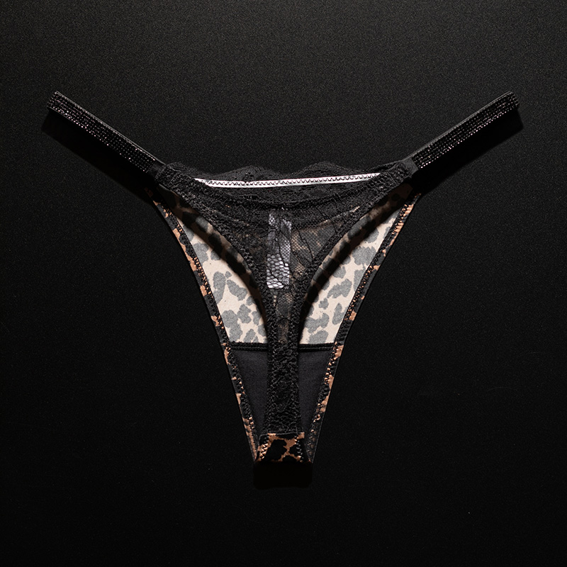 Koronkowe stringi z dżetami, s – Seamless Underwear Women recenzja i cena